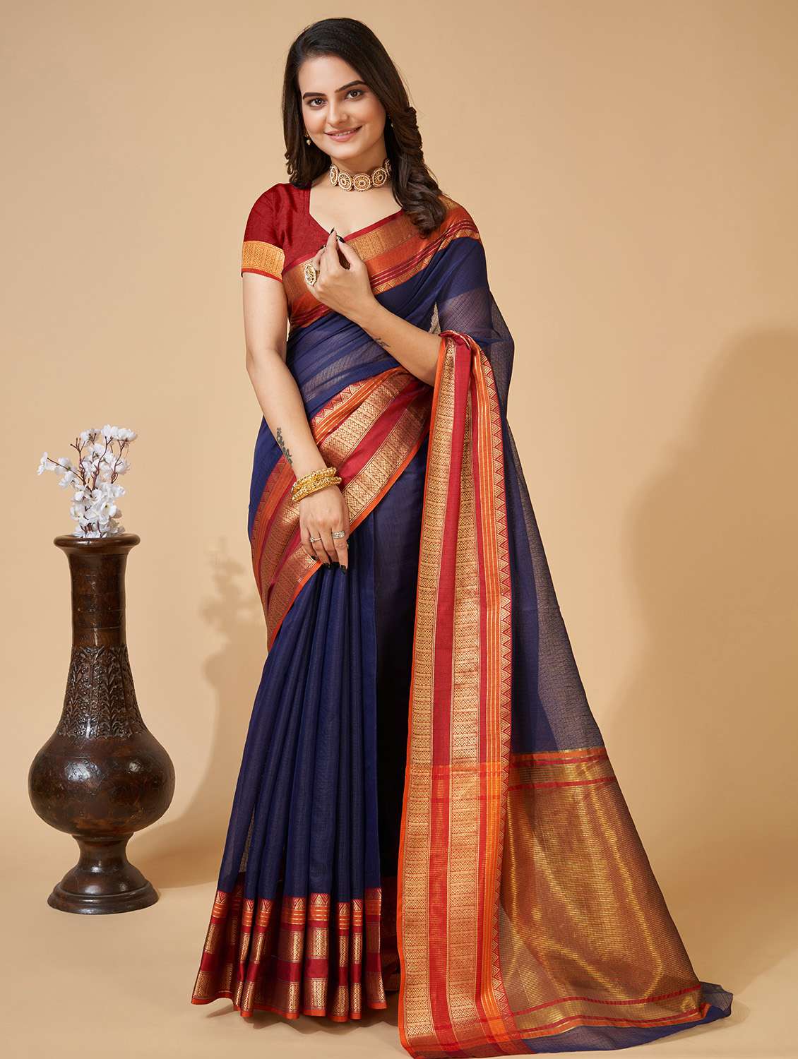 women solid with bordered kota doria saree with blouse - 22001288 -  Standard Image - 1