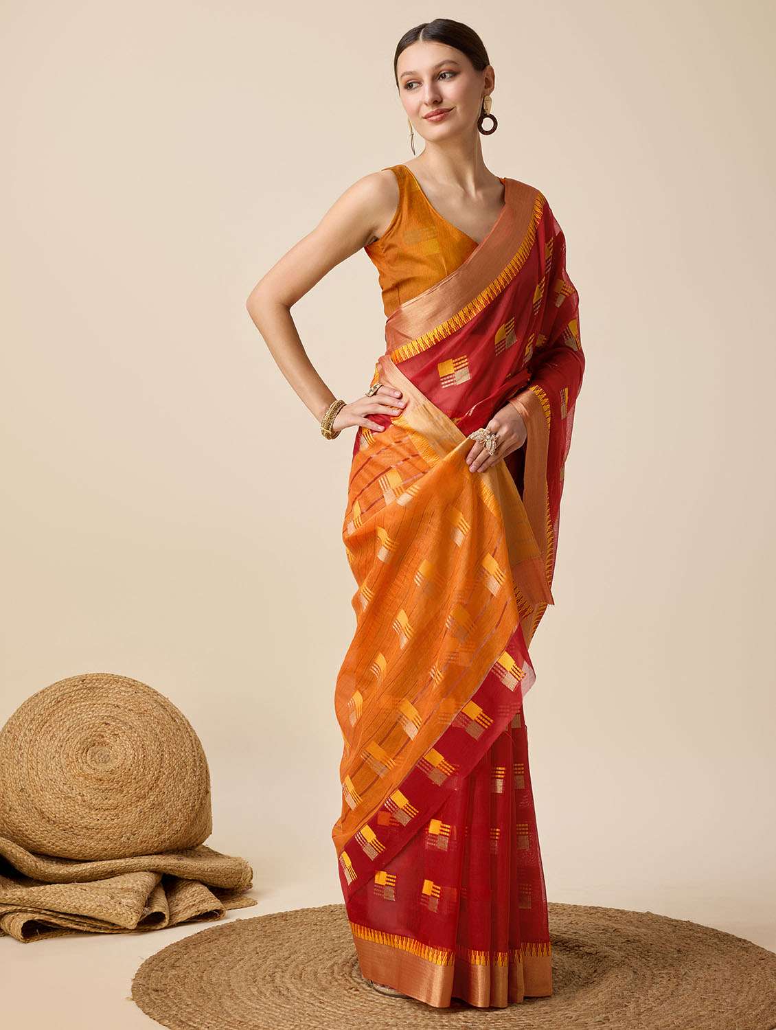 women self design bordered saree with blouse - 22001316 -  Standard Image - 1