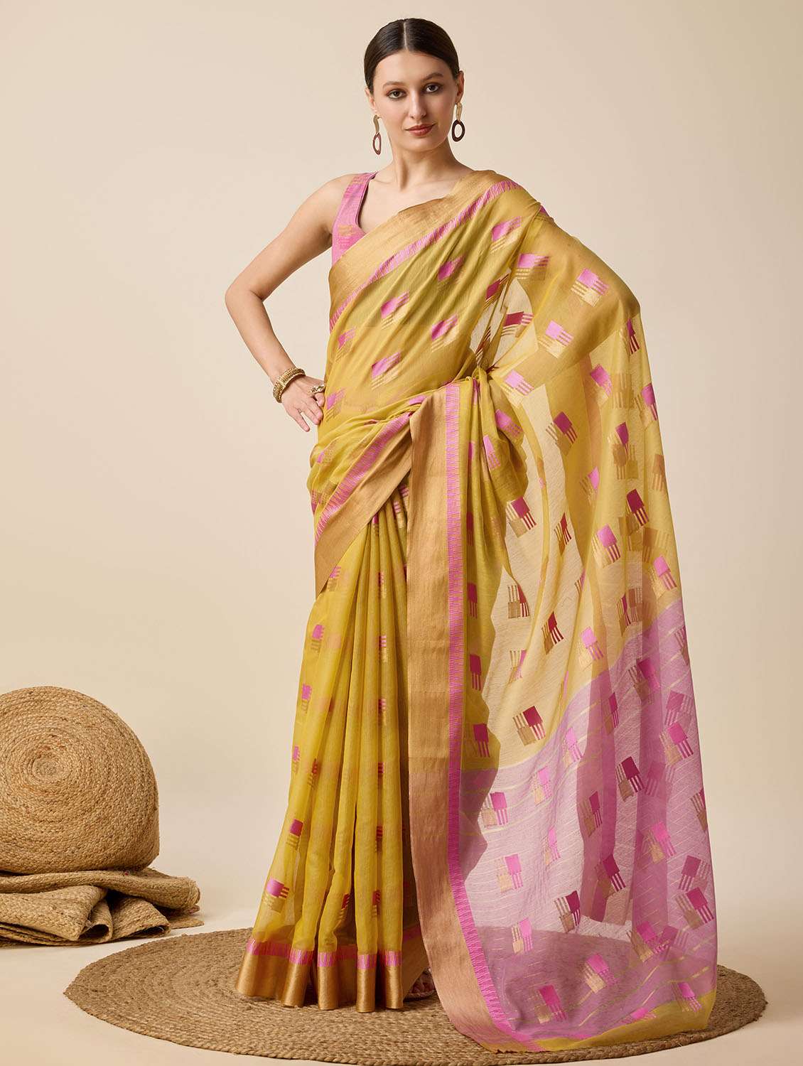 women self design bordered saree with blouse - 22001318 -  Standard Image - 1