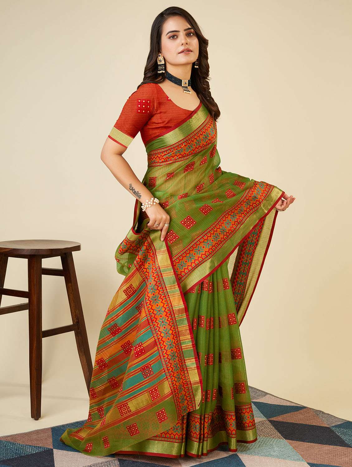 women self design kota doria saree with blouse - 22001319 -  Standard Image - 1