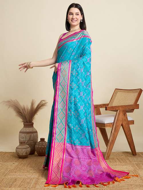 women self design patola saree with blouse - 22001324 -  Standard Image - 0