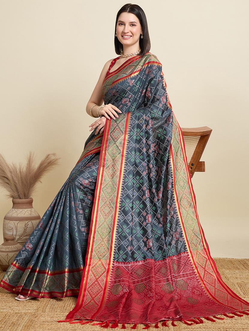 women self design patola saree with blouse - 22001326 - Standard Image - 1