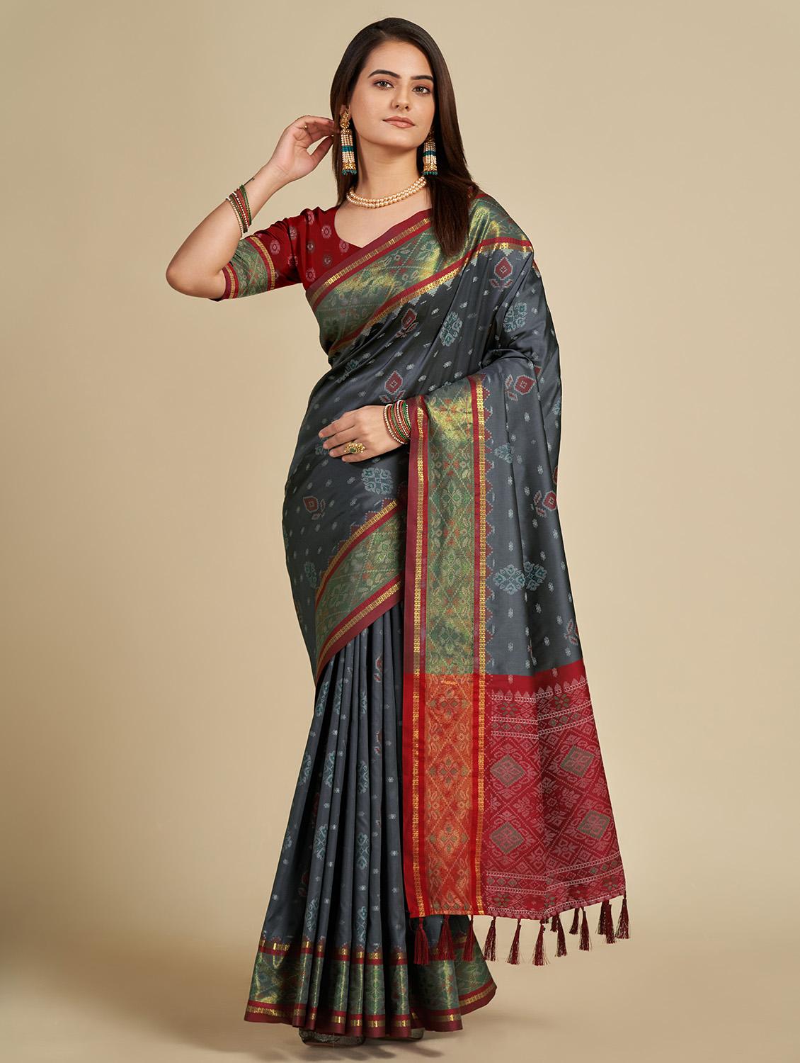 women self design patola saree with blouse - 22001332 - Zoom Image - 0