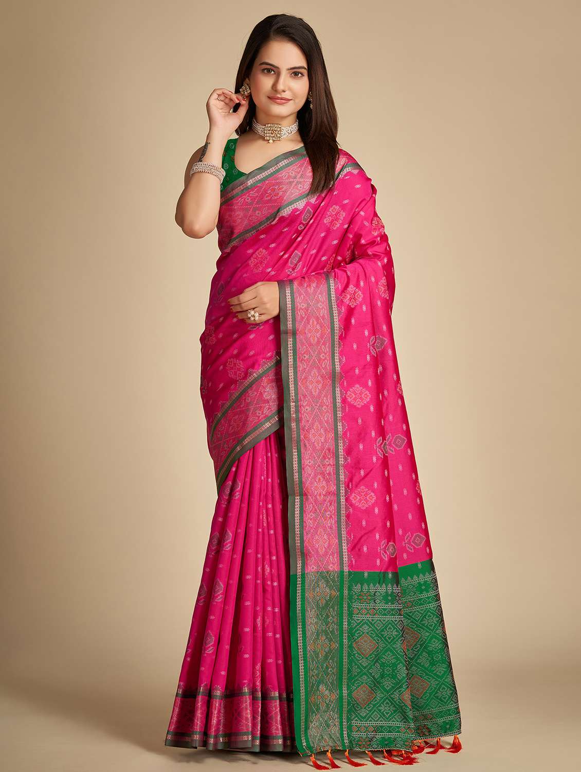 women self design patola saree with blouse