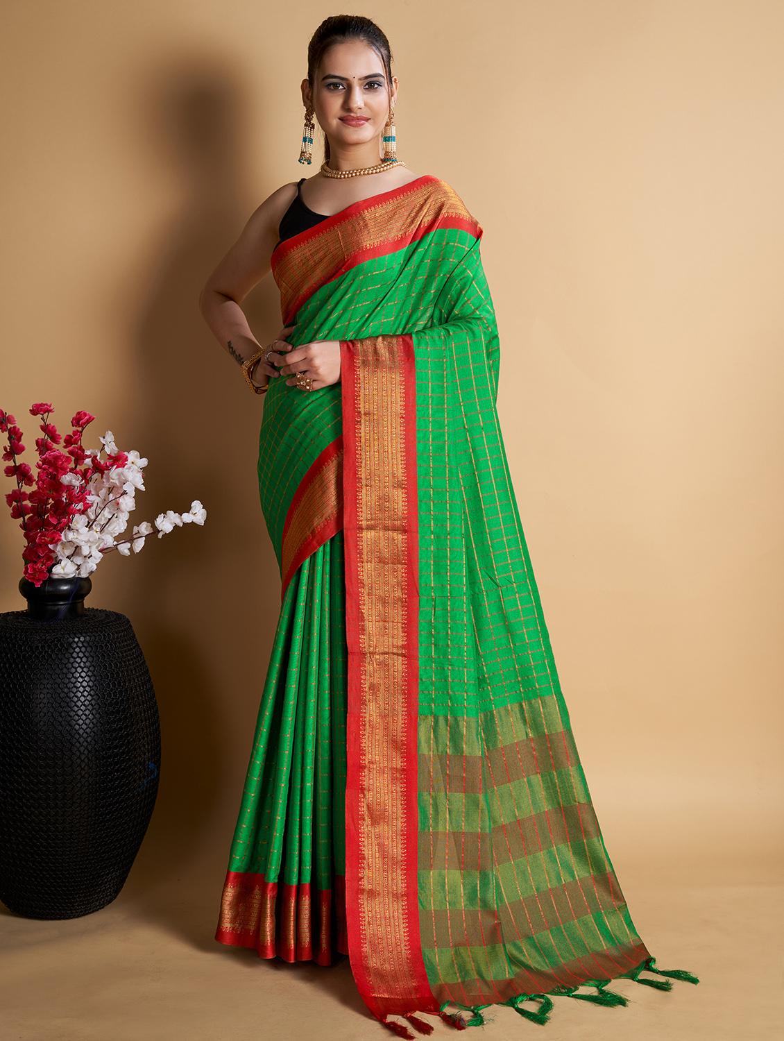 women checkered bordered saree with blouse - 22001336 - Zoom Image - 0