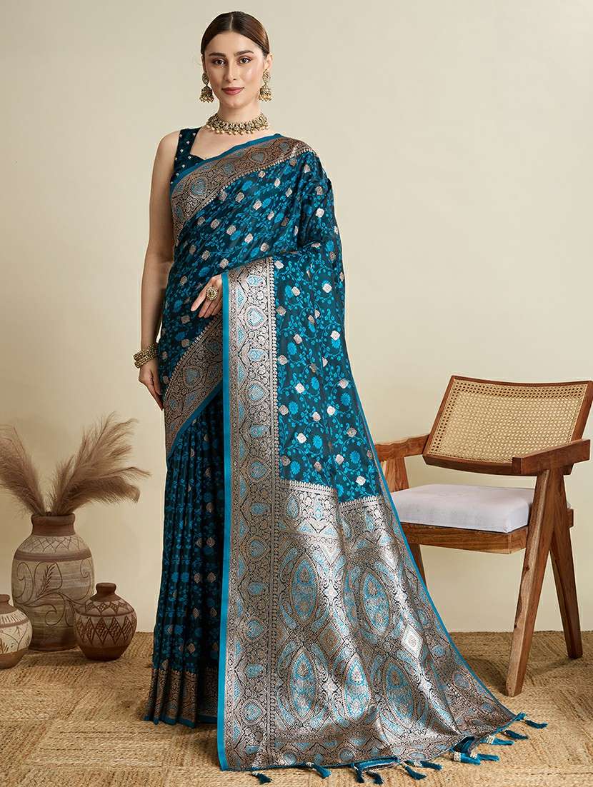 women self design banarasi saree with blouse - 22001356 -  Standard Image - 1