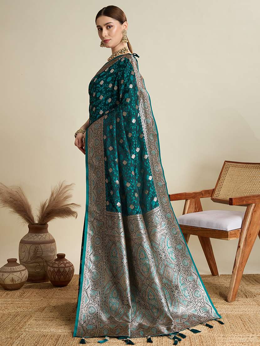 women self design banarasi saree with blouse - 22001359 - Standard Image - 4