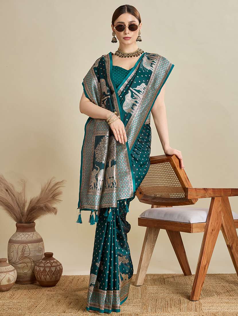 women self design banarasi saree with blouse - 22001364 - Standard Image - 4