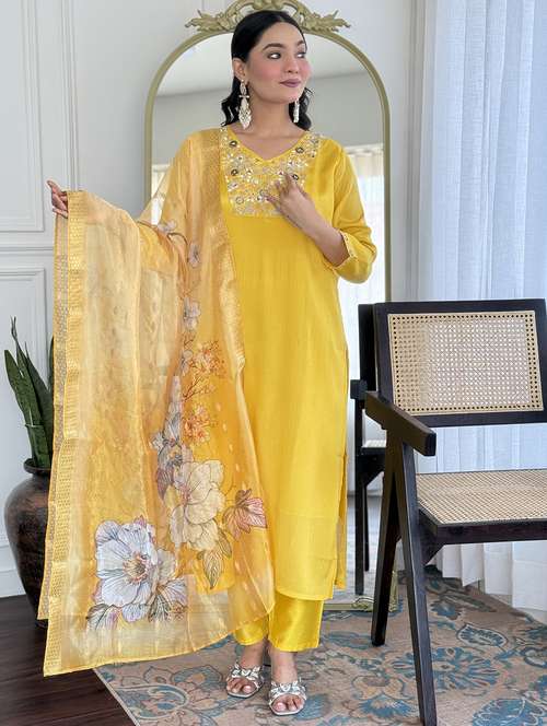 women embroidered three quarter sleeve kurta pant with dupatta set - 22001608 -  Standard Image - 0