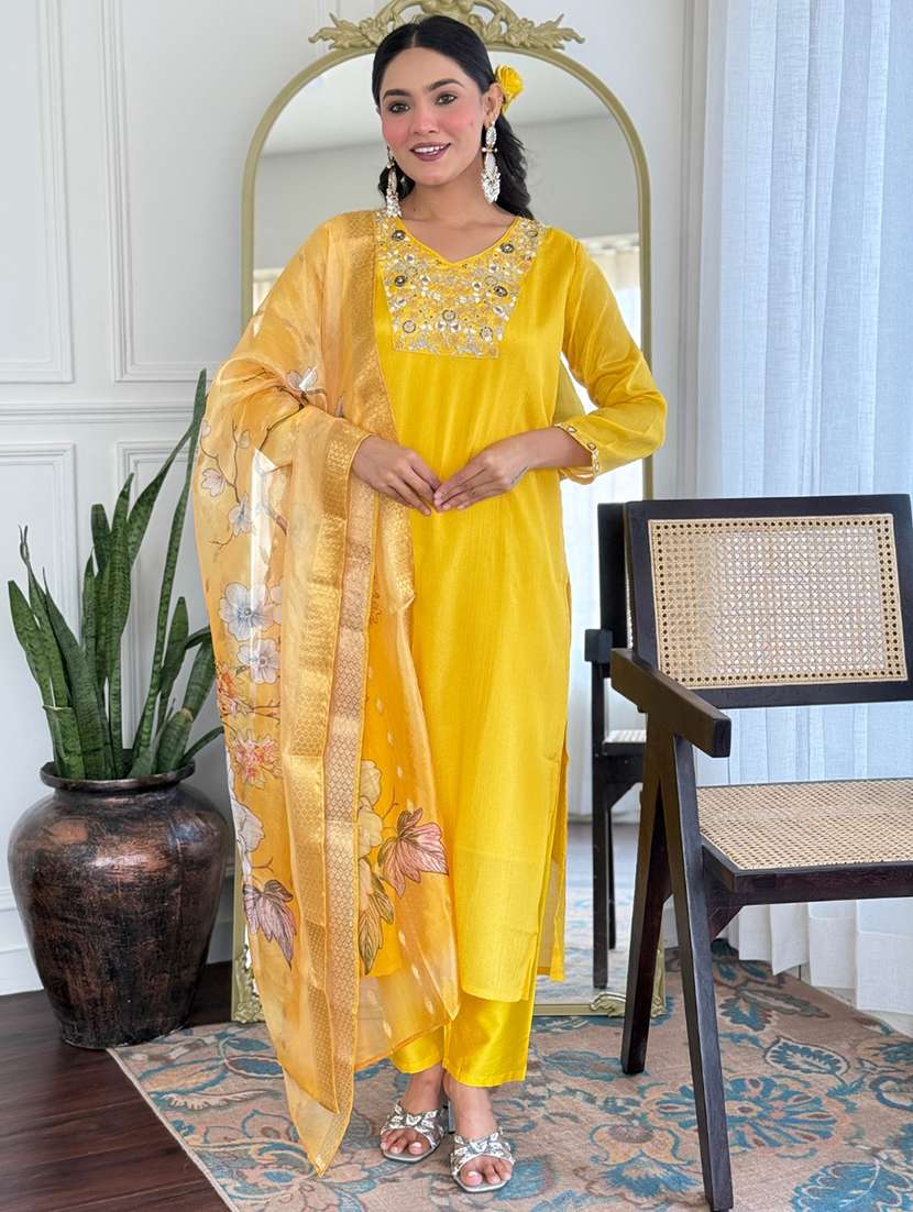 women embroidered three quarter sleeve kurta pant with dupatta set - 22001608 - Standard Image - 1