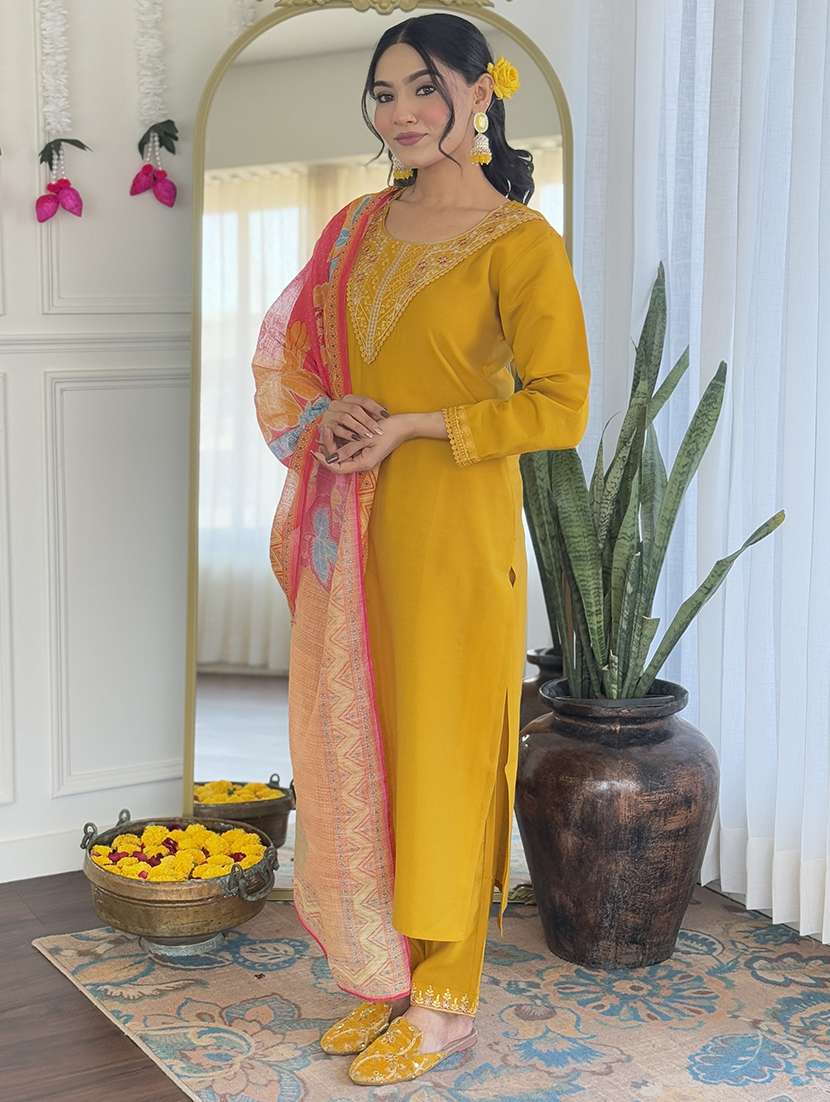 women embroidered three quarter sleeve kurta pant with dupatta set - 22001613 -  Standard Image - 1