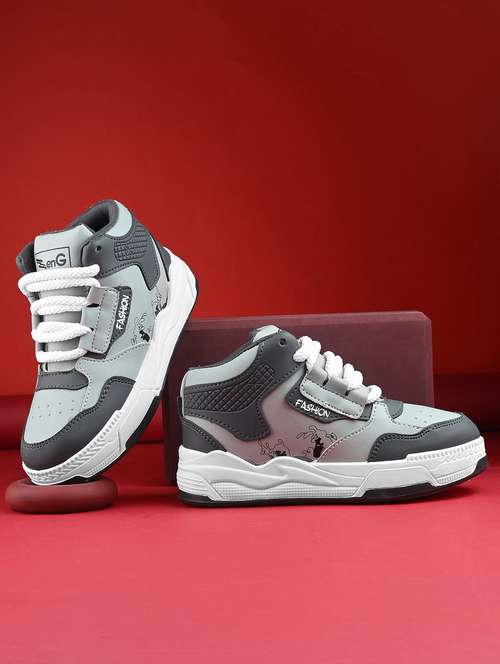 boys color blocked lace up sneaker - 22001726 -  Standard Image - 0