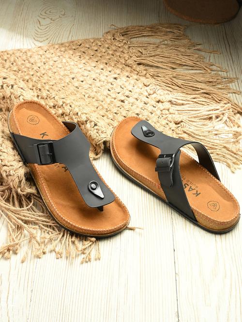 men solid toe separator sandal - 22001742 -  Standard Image - 0