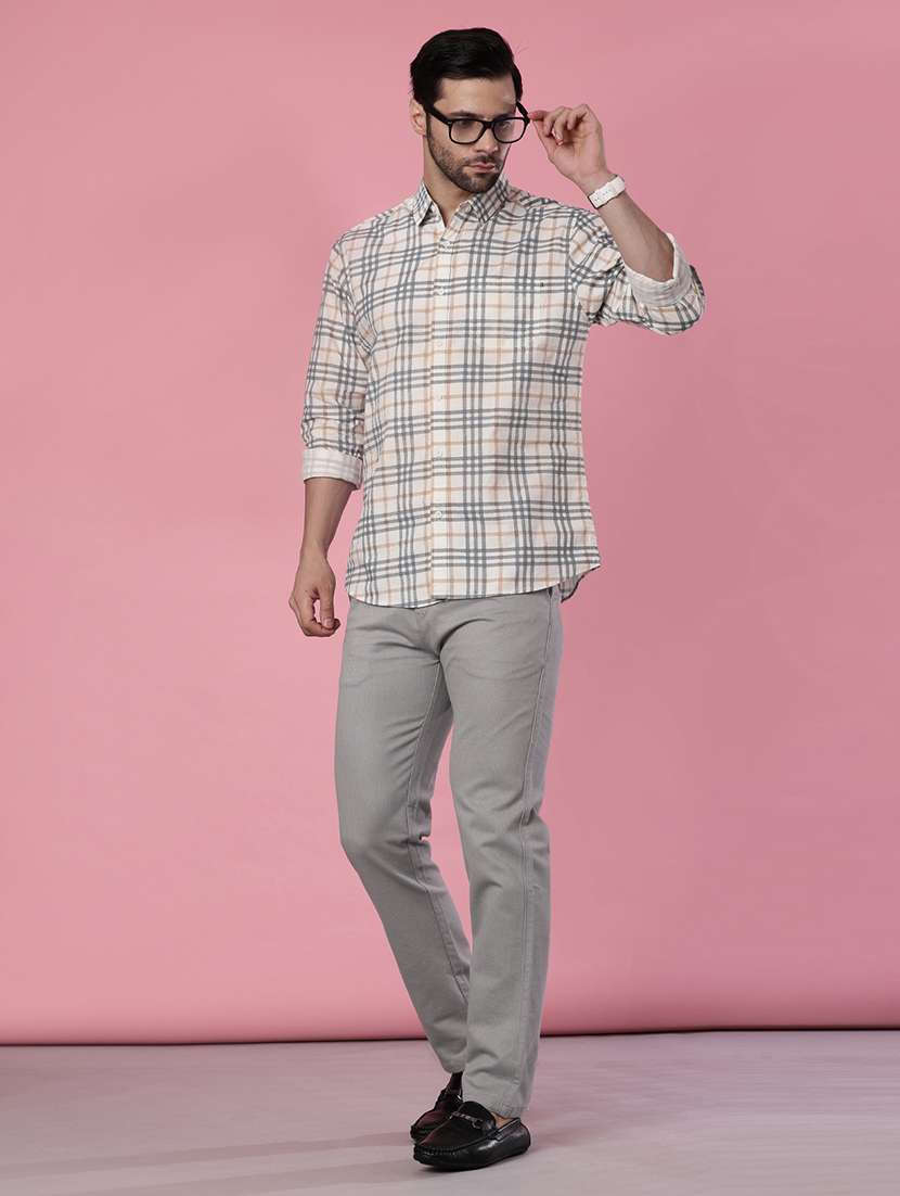 men solid mid rise casual chino - 22002133 -  Standard Image - 4