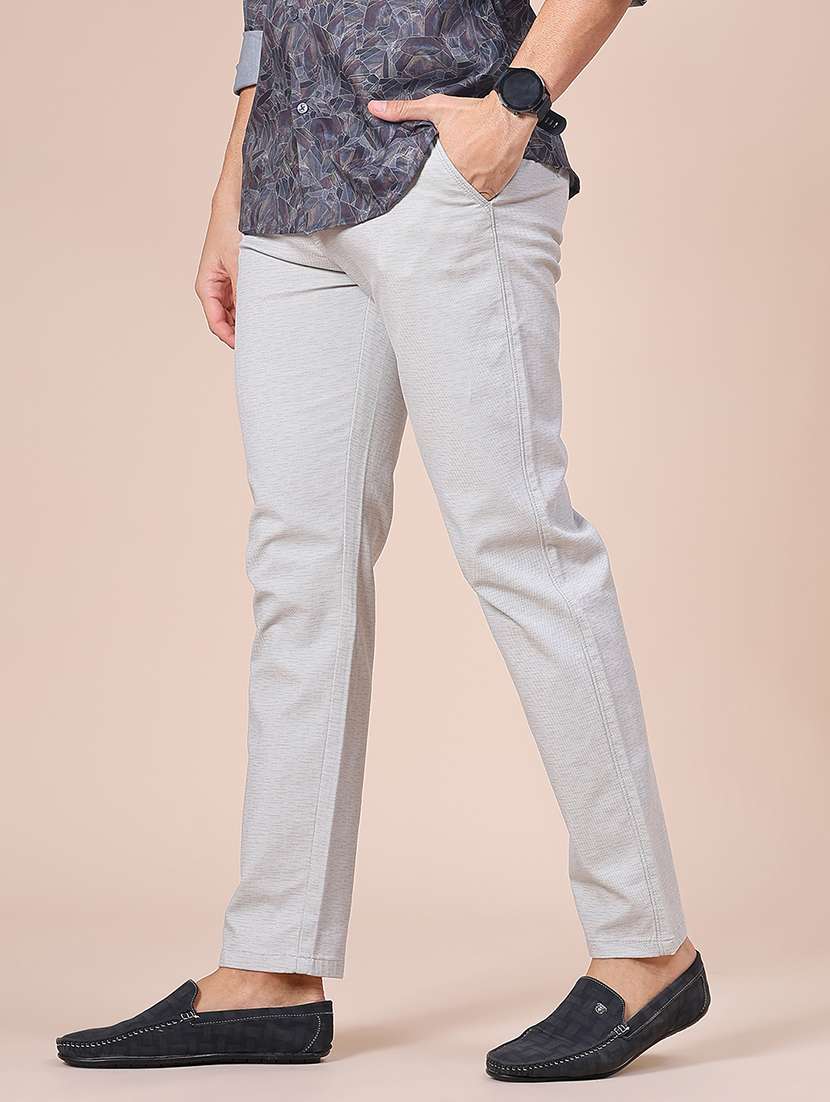 men solid mid rise casual chino - 22002134 -  Standard Image - 1