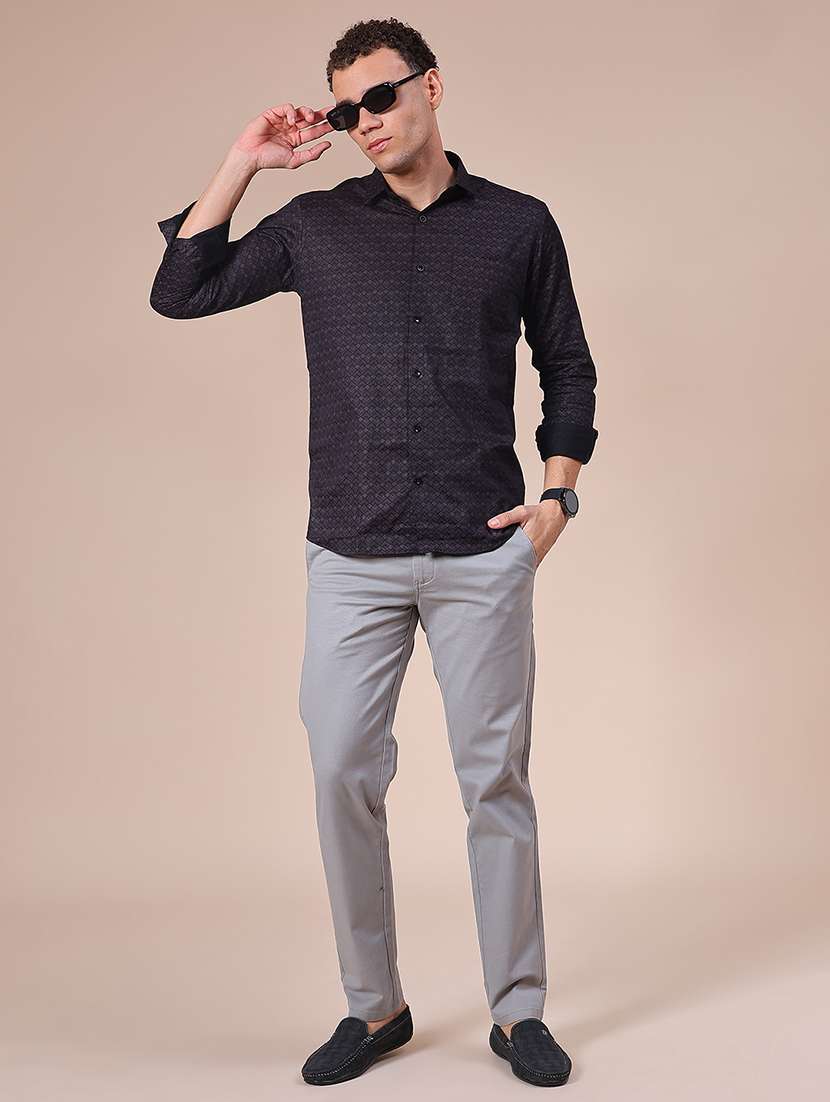 men solid mid rise casual chino - 22002226 -  Standard Image - 4