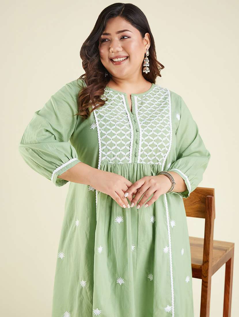 women plus size ebroidered three quarter sleeve kurta pant set - 22002362 -  Standard Image - 1