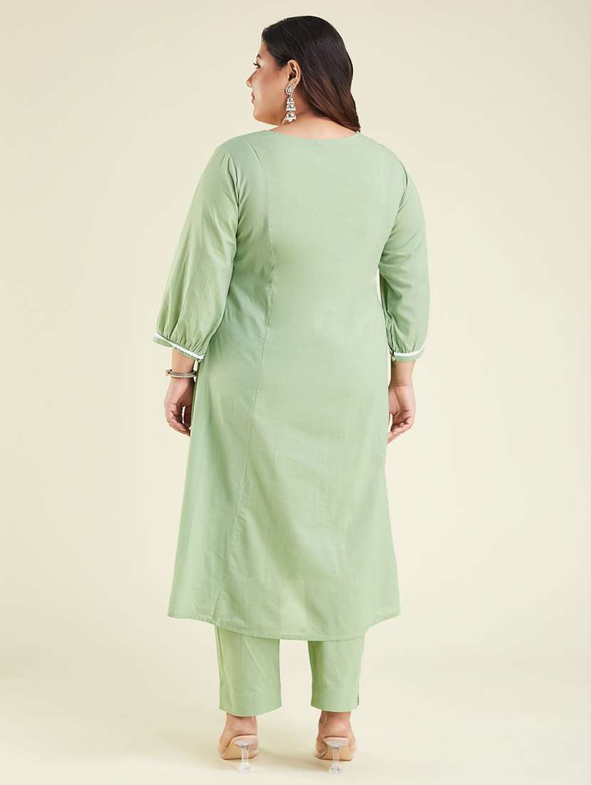 women plus size ebroidered three quarter sleeve kurta pant set - 22002362 -  Standard Image - 4