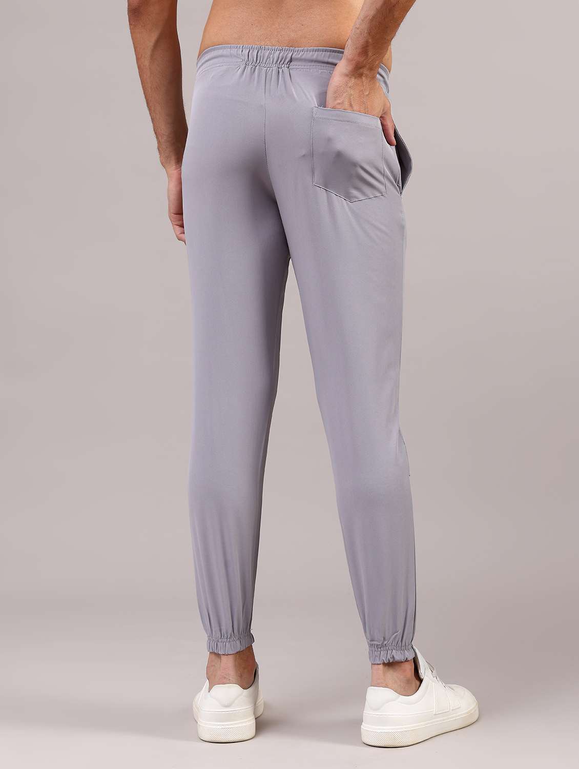 men solid mid rise slim fit jogger - 22003541 -  Standard Image - 4