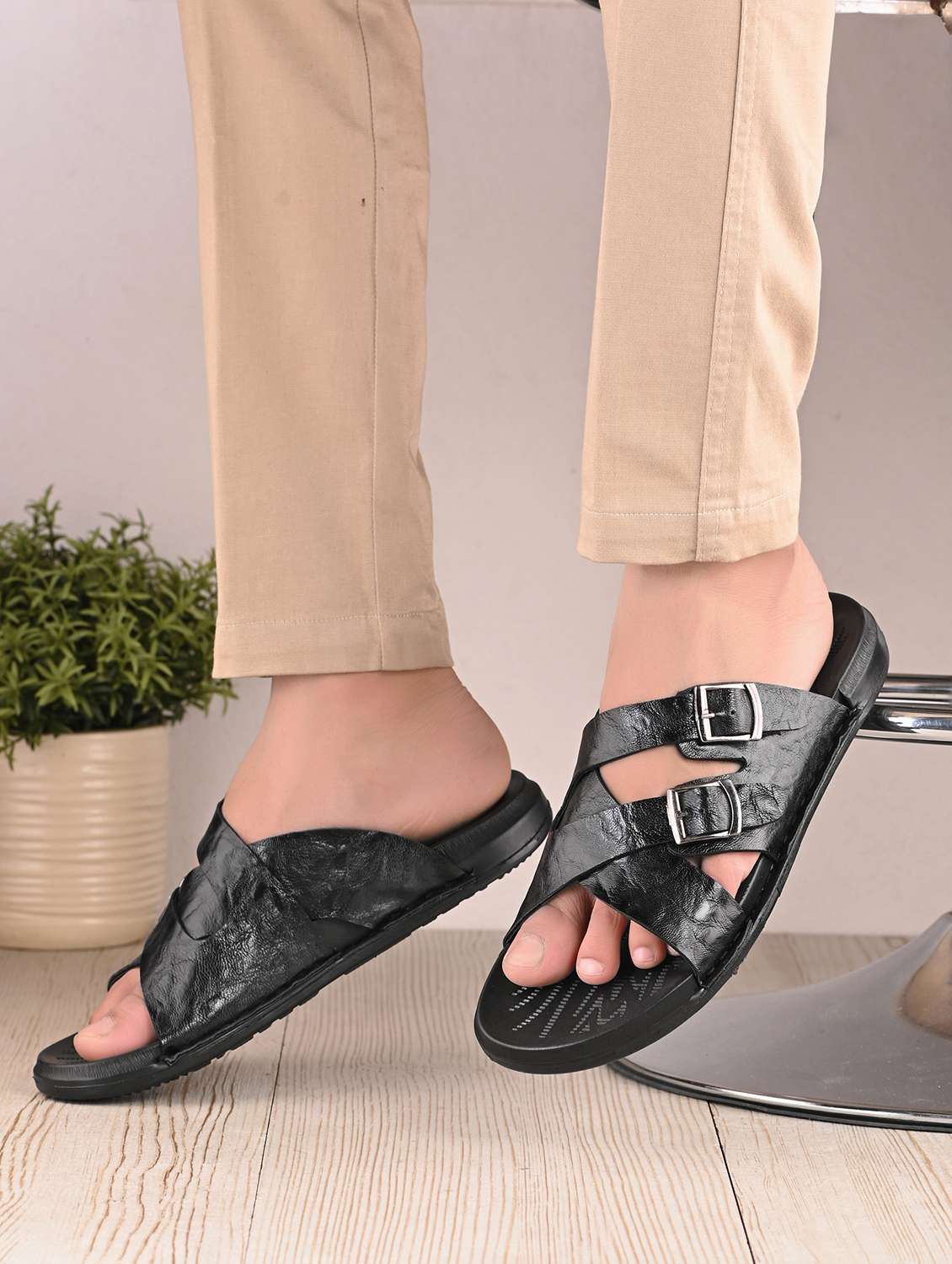 men black slip on sandal - 22003910 -  Standard Image - 1