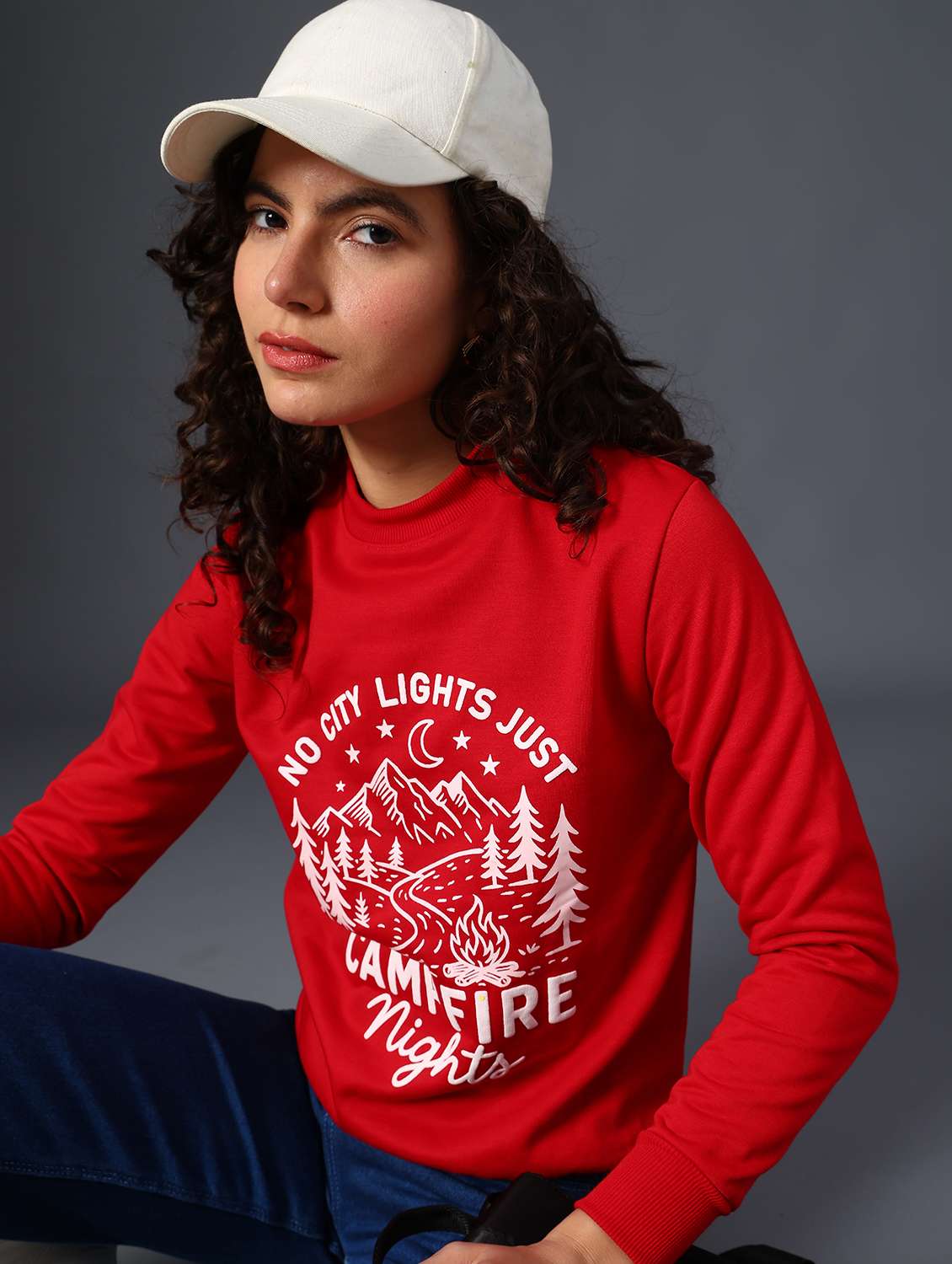 red fleece chest print sweatshirt