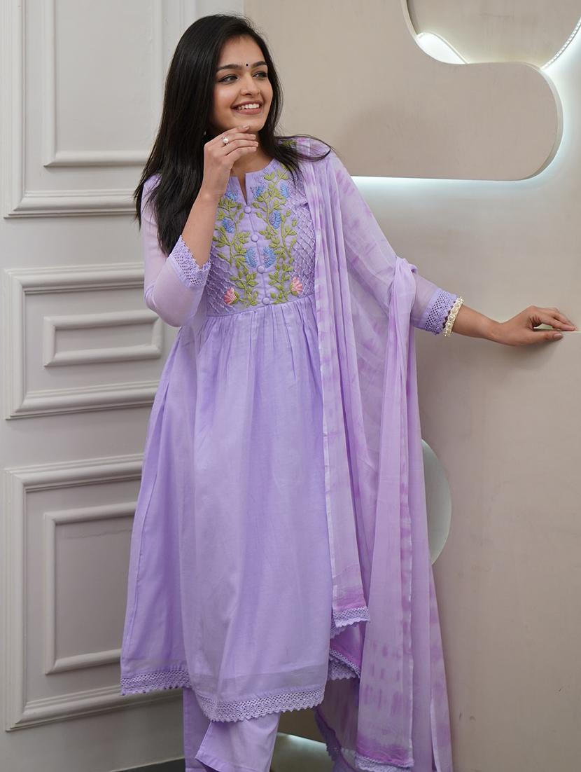 women embroidered three quarter sleeve kurta pant with dupatta set - 22004618 -  Standard Image - 1