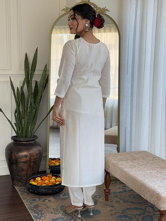 women embroidered three quarter sleeve kurta pant with dupatta set - 22004644 - Standard Image - 4