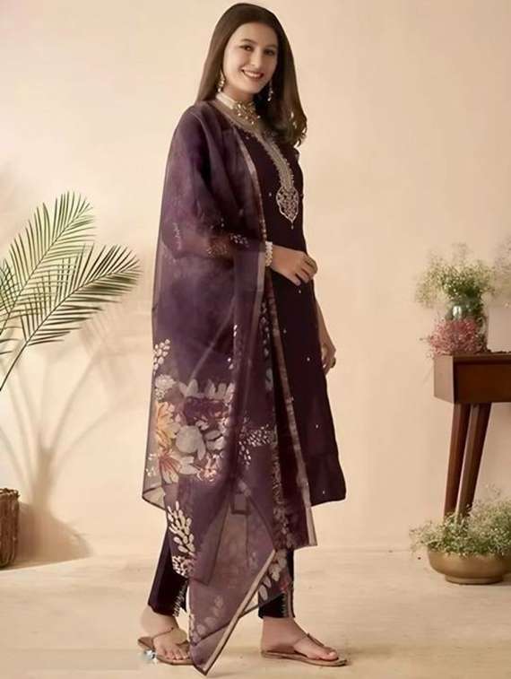 women embroidered three quarter sleeve kurta pant with dupatta set - 22004657 - Standard Image - 1