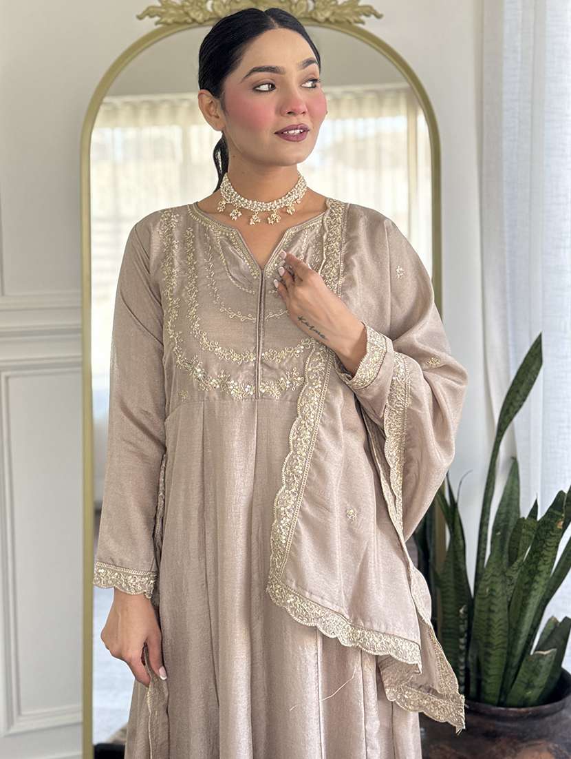 women embroidered long sleeve anarkali kurta pant with dupatta set - 22004663 - Standard Image - 4