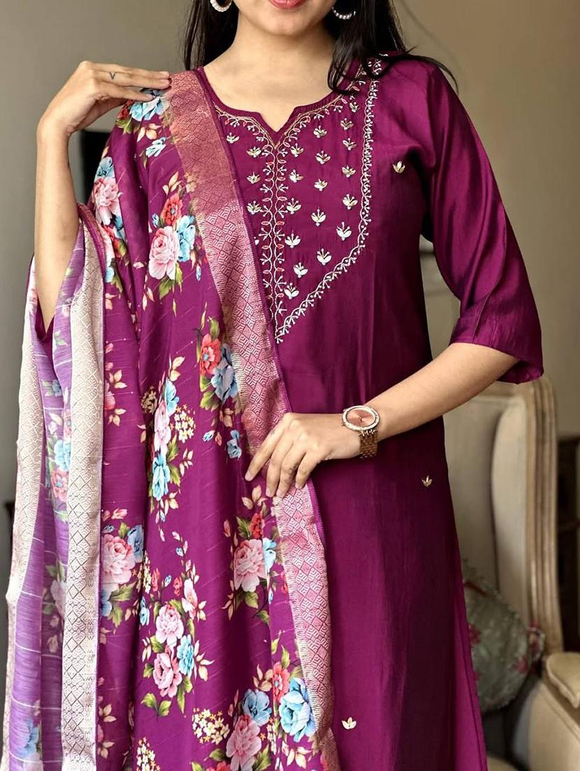 women embroidered three quarter sleeve kurta pant with dupatta set - 22004679 - Standard Image - 4