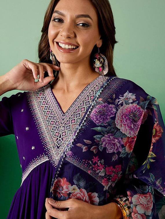 women embroidered three quarter sleeve kurta pant with dupatta set - 22004699 - Standard Image - 4