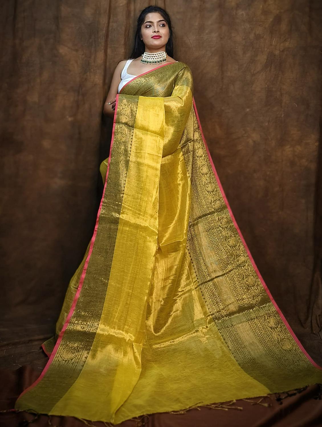 women solid with bordered saree - 22004985 -  Standard Image - 1