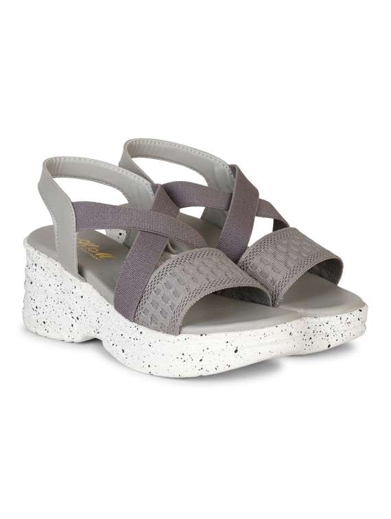 women solid back strap platform wedge