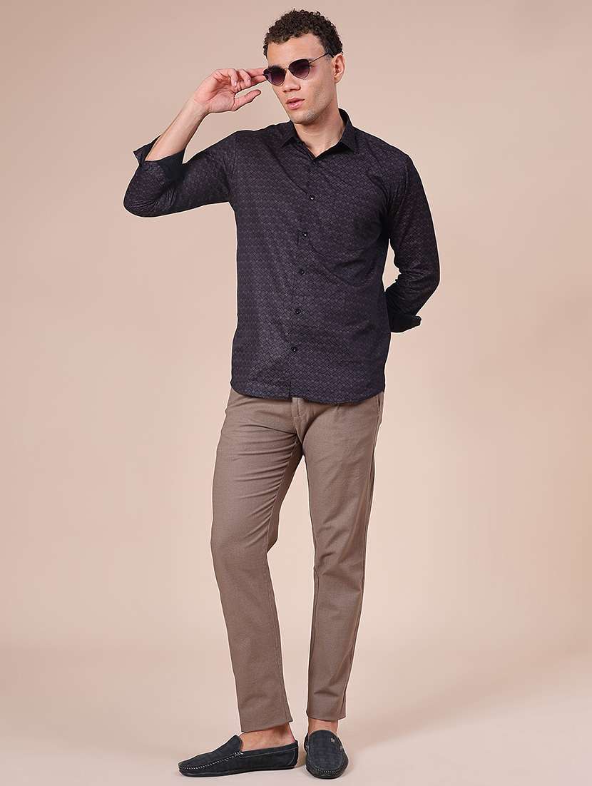 men solid mid rise casual chino - 22005090 - Standard Image - 4