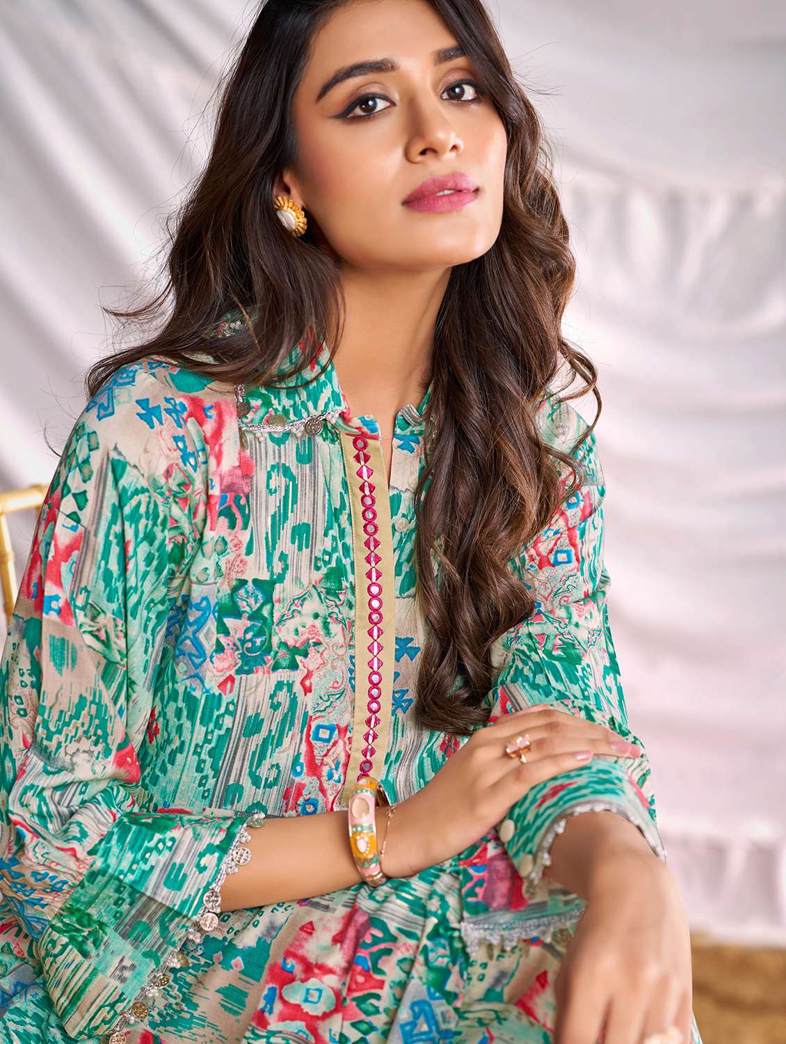 women printed long sleeve kurta pant set - 22006363 -  Standard Image - 4