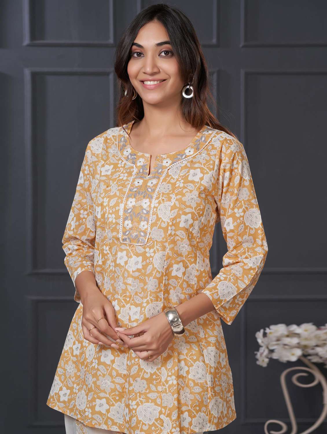 women floral three quarter sleeve ethnic co-ord set - 22006371 -  Standard Image - 4