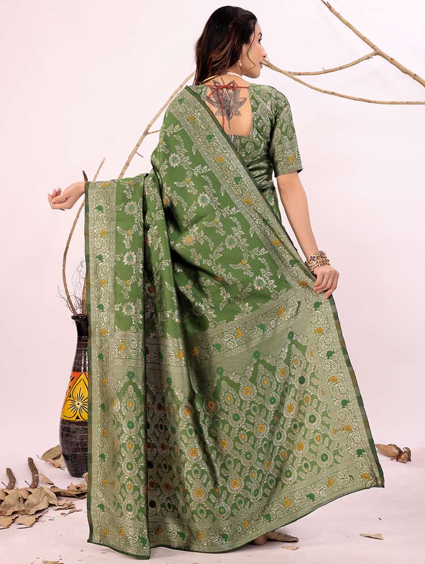 women self design banarasi saree with blouse - 22006961 - Standard Image - 1
