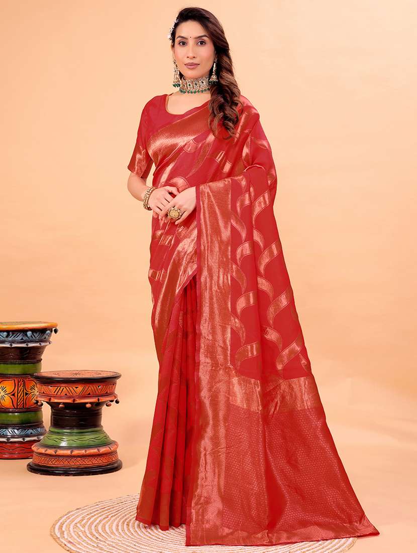 women self design banarasi saree with blouse