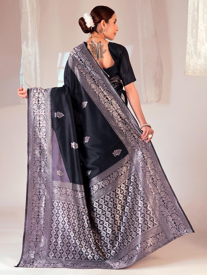 women self design banarasi saree with blouse - 22007077 - Standard Image - 1