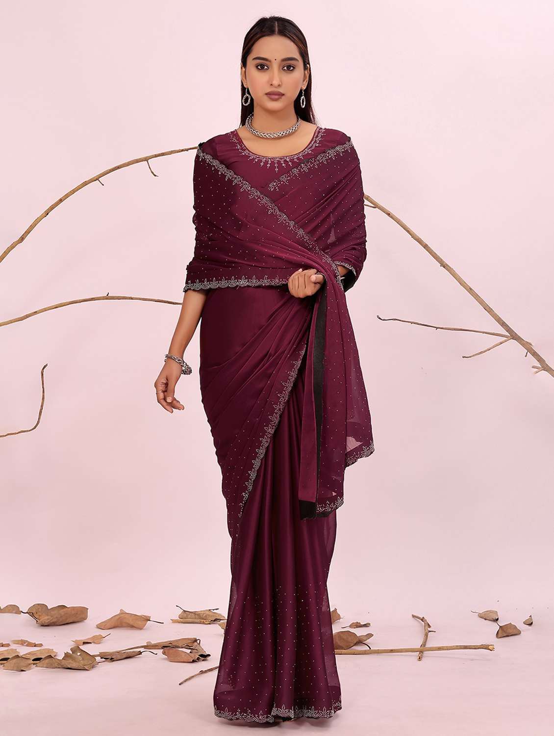 women solid with work embellished saree with blouse - 22007200 -  Standard Image - 1
