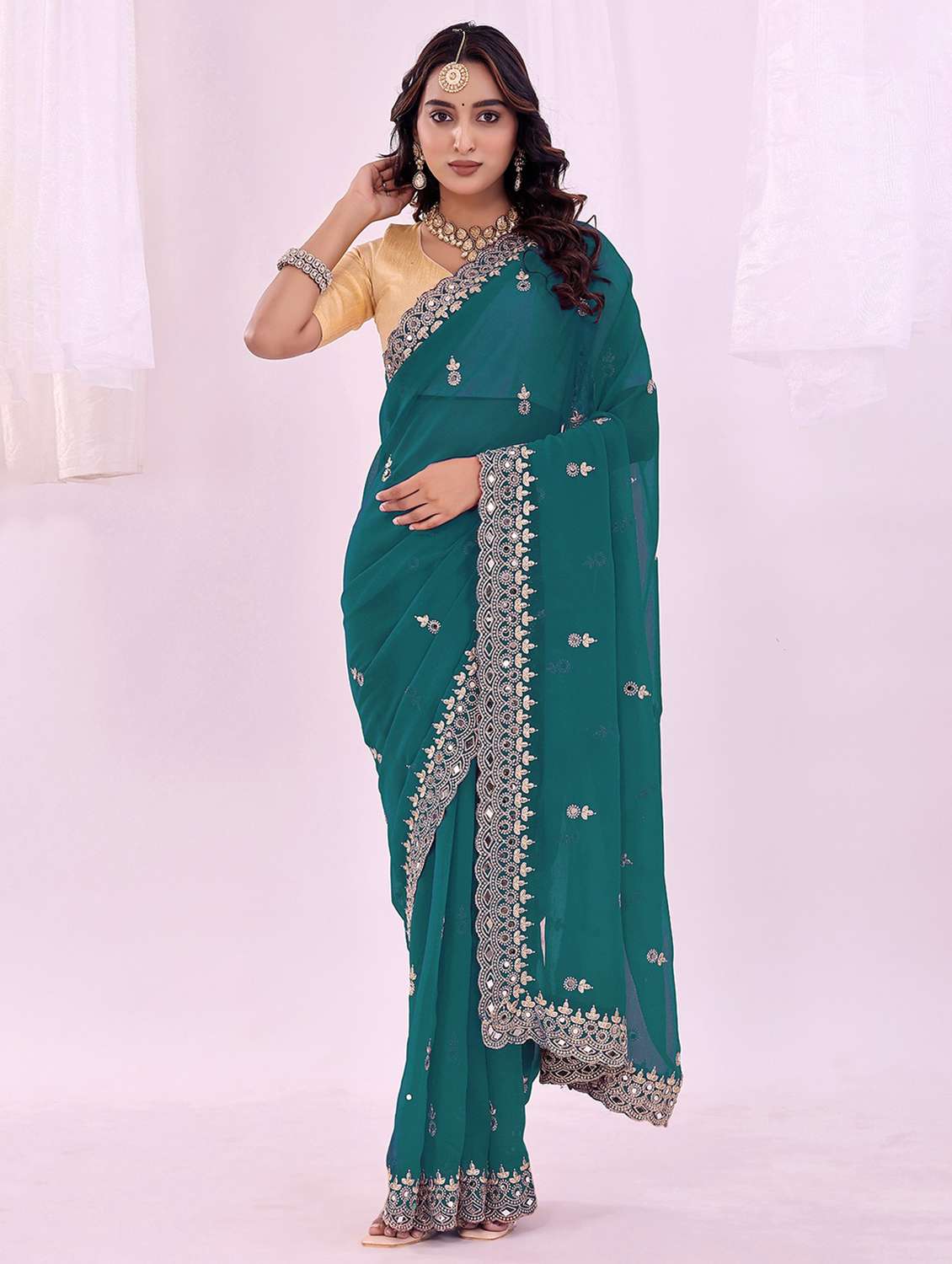 women solid with work embroidered saree with blouse - 22007205 -  Standard Image - 1