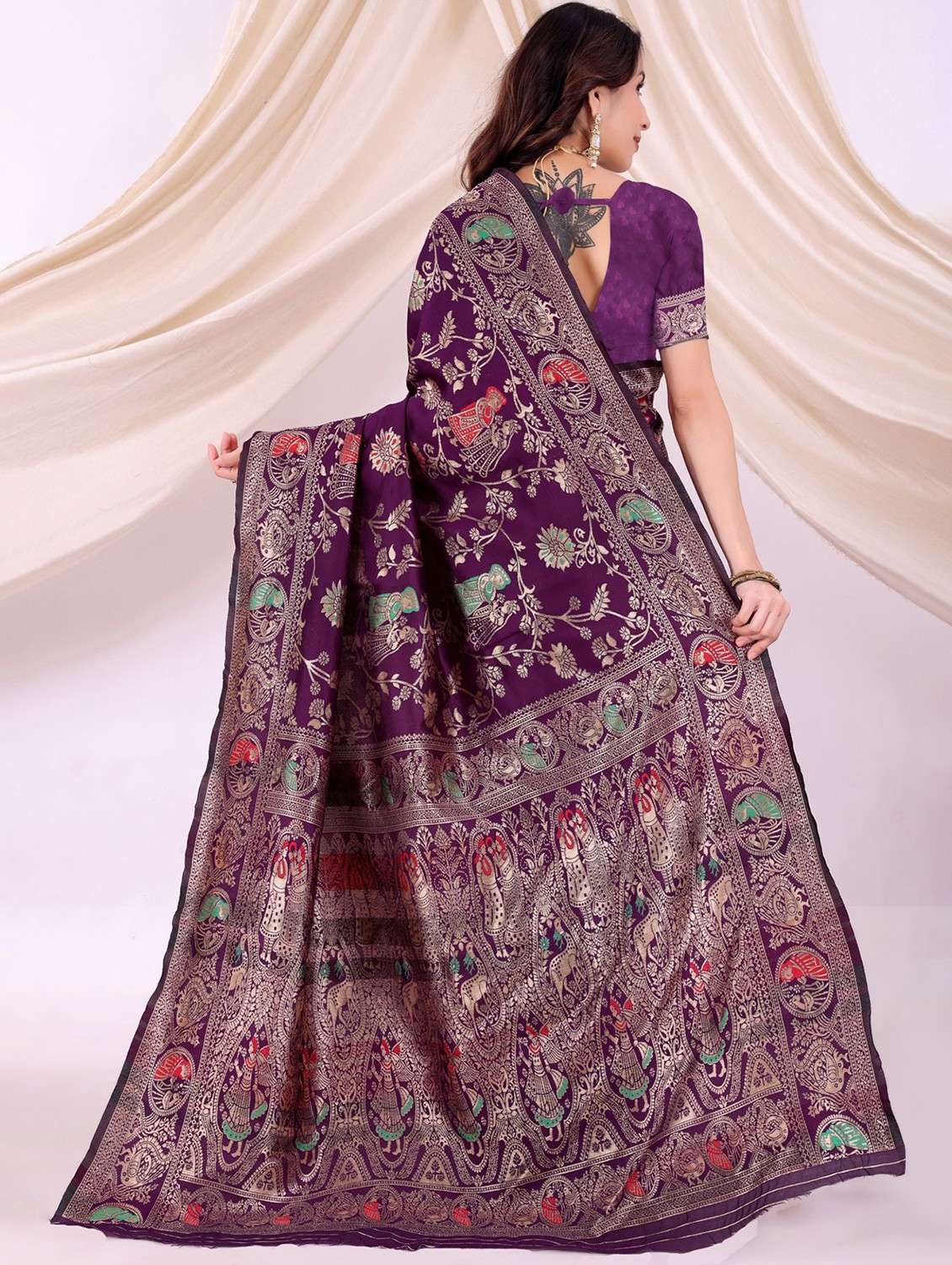 women self design banarasi saree with blouse - 22007272 -  Standard Image - 1