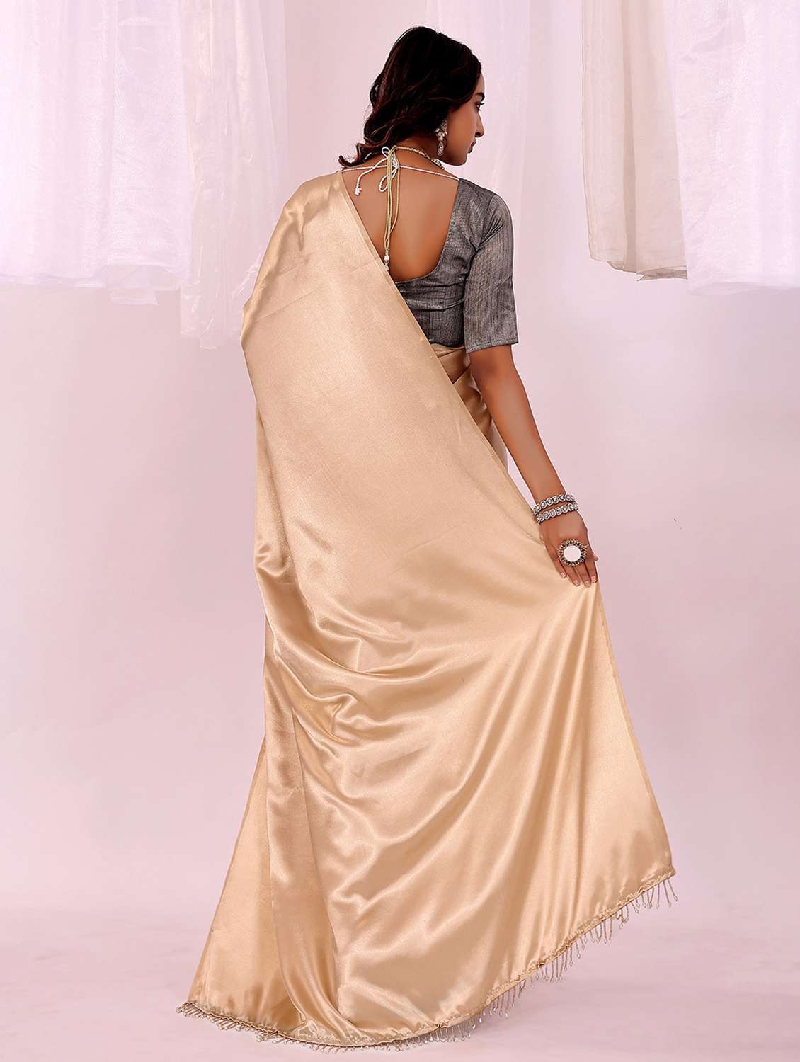 women embellished lace bordered saree with blouse - 22007281 - Standard Image - 1