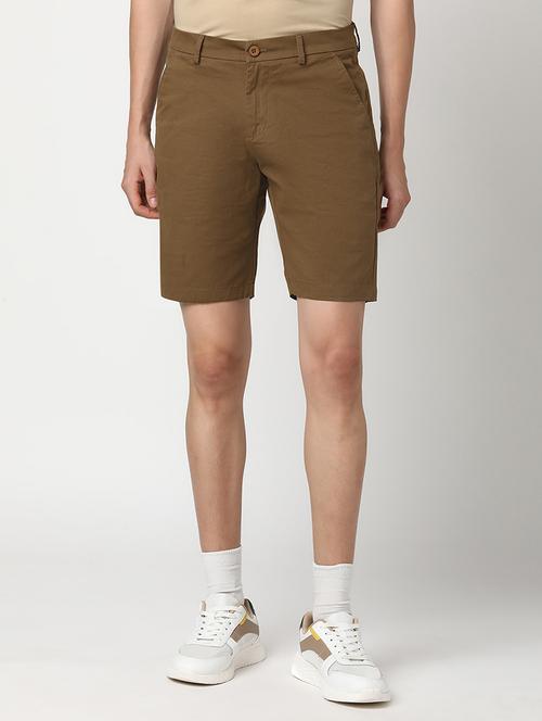 men solid mid rise regular fit shorts - 22007691 - Standard Image - 0