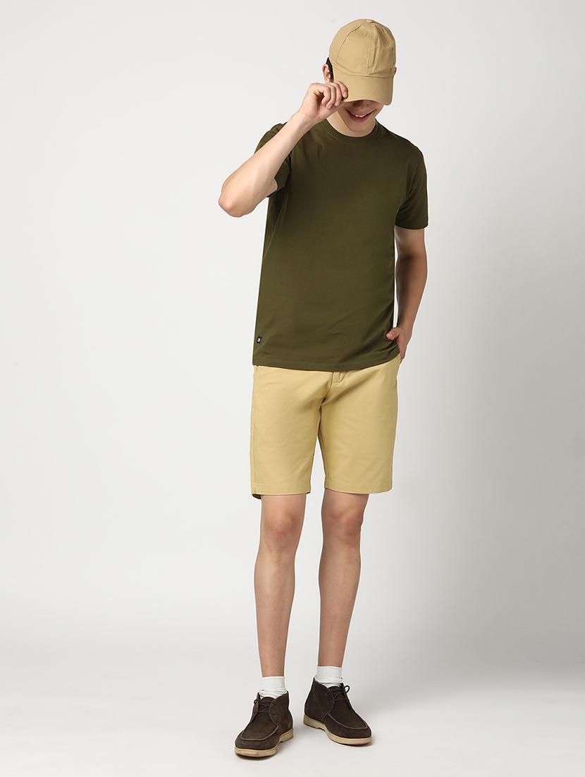 men solid mid rise regular fit shorts - 22007693 - Standard Image - 4