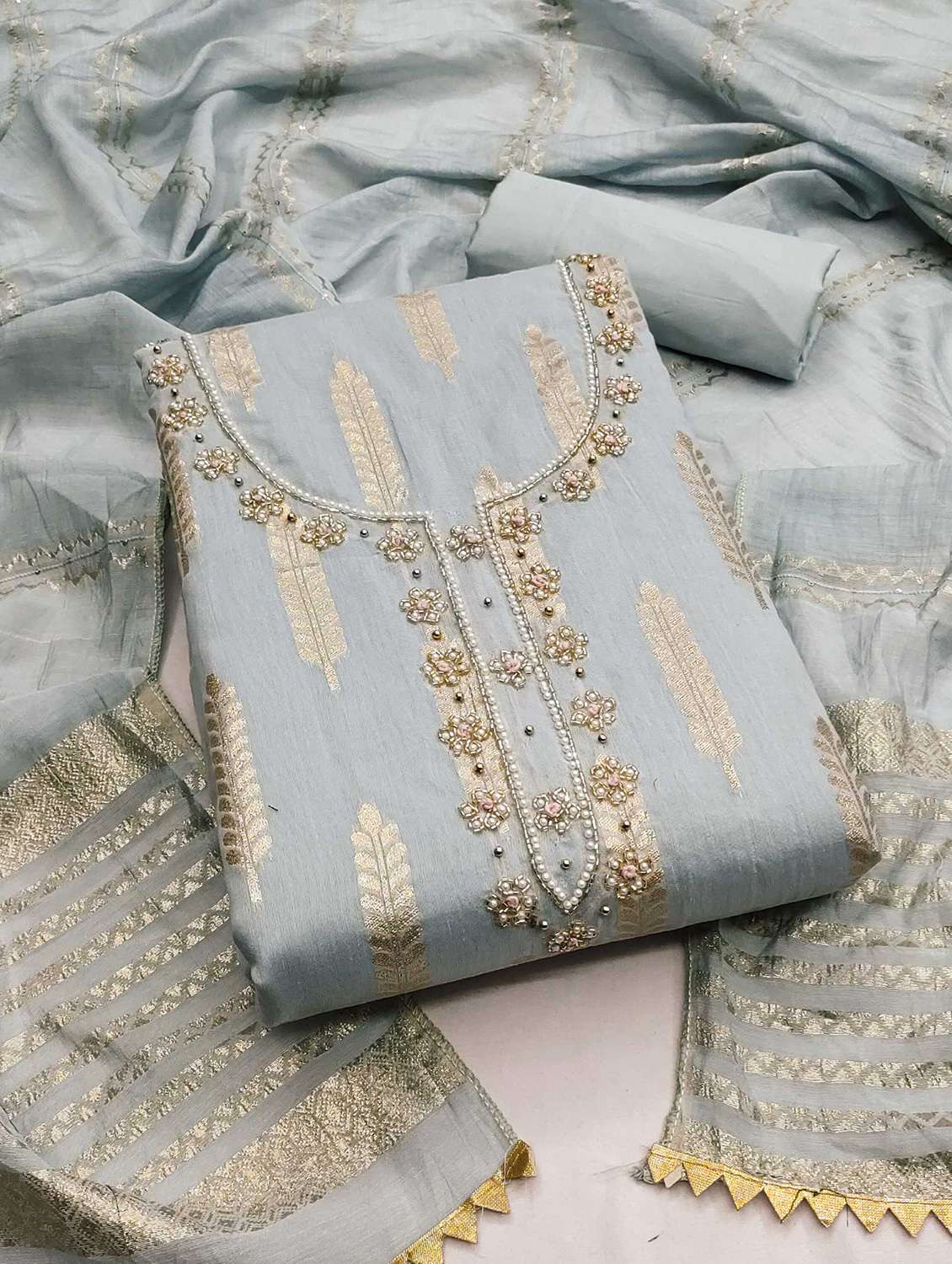 women self design embroidered unstitched suit set - 22008740 -  Standard Image - 1