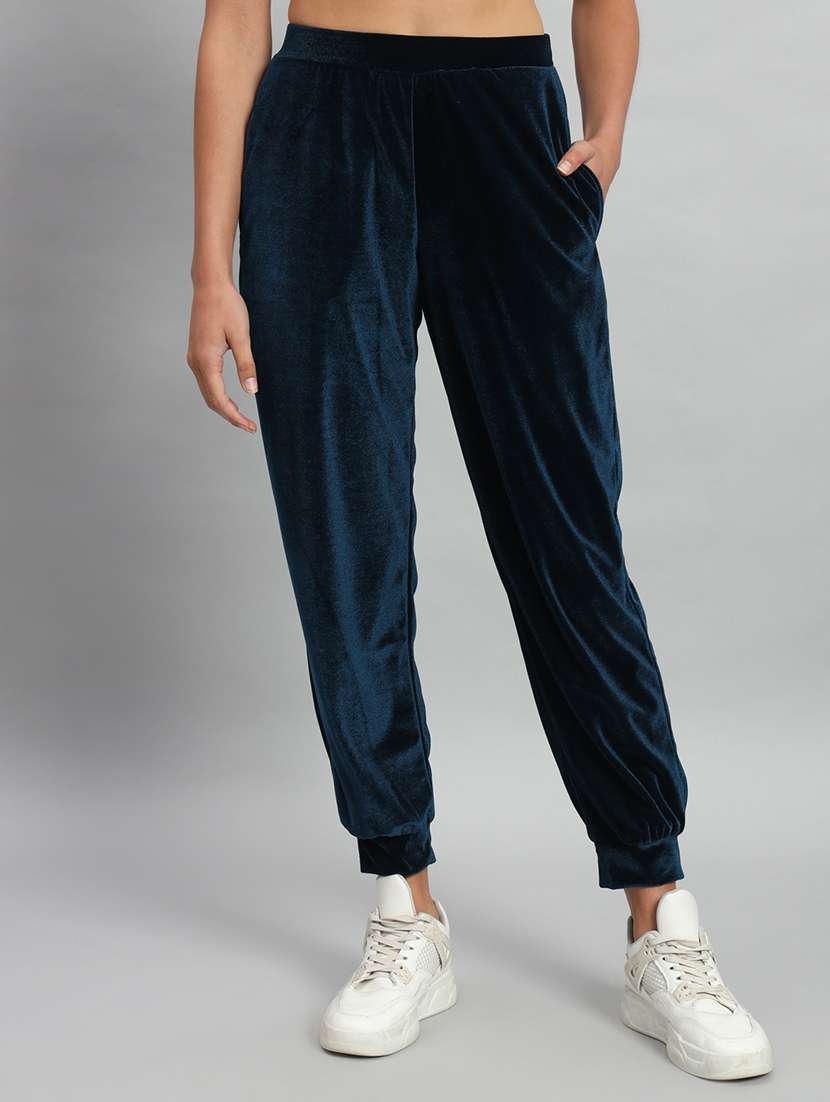 women solid hooded velvet active wear set - 22008768 -  Standard Image - 4