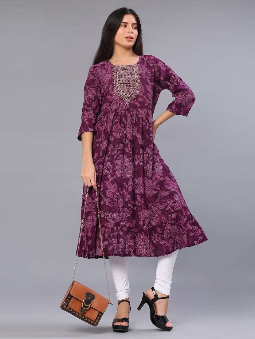 women printed three quarter sleeve tiered kurta - 22009102 -  Standard Image - 4