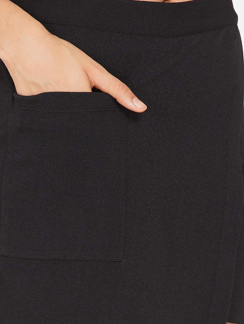 women black solid mid rise skorts - 22009126 - Standard Image - 4