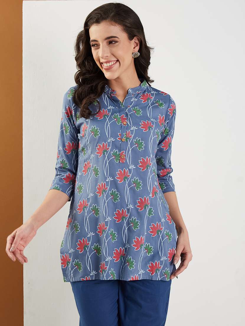women floral printed three quarter sleeve straight kurti